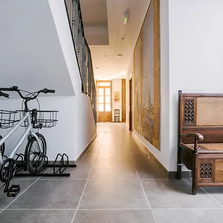 Barracart Apartment *
